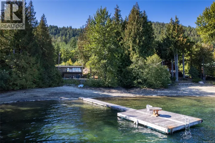 2180 South Lake Rd, Qualicum Beach, British Columbia V9K2L7