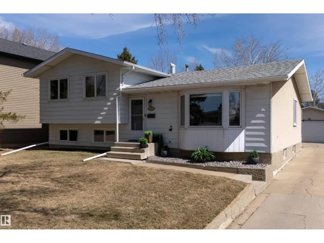 78 GREYSTONE CR, Sherwood Park, Alberta T8A3E6