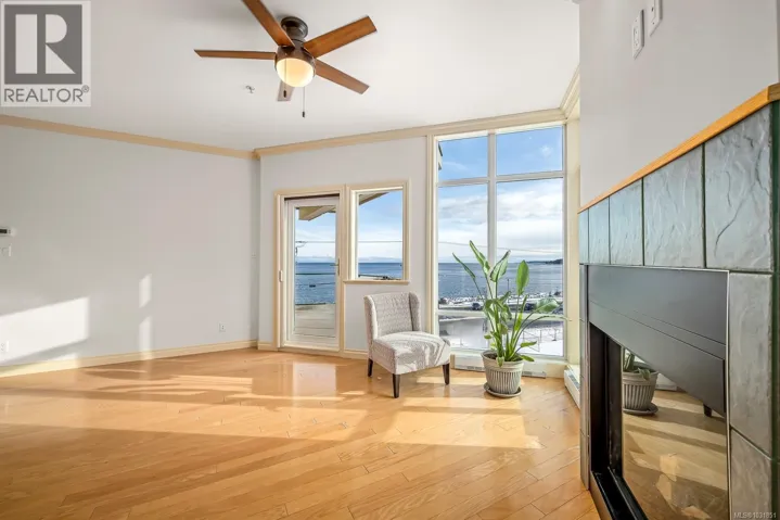 303 2676 Island Hwy, Campbell River, British Columbia V9W1C7