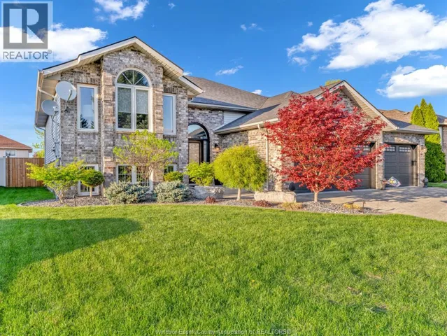 325 SUNNYSIDE BOULEVARD, LaSalle, Ontario N9J3J3
