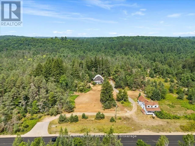 3529 HIGHWAY 118 E, Bracebridge (Oakley), Ontario P1L1X1