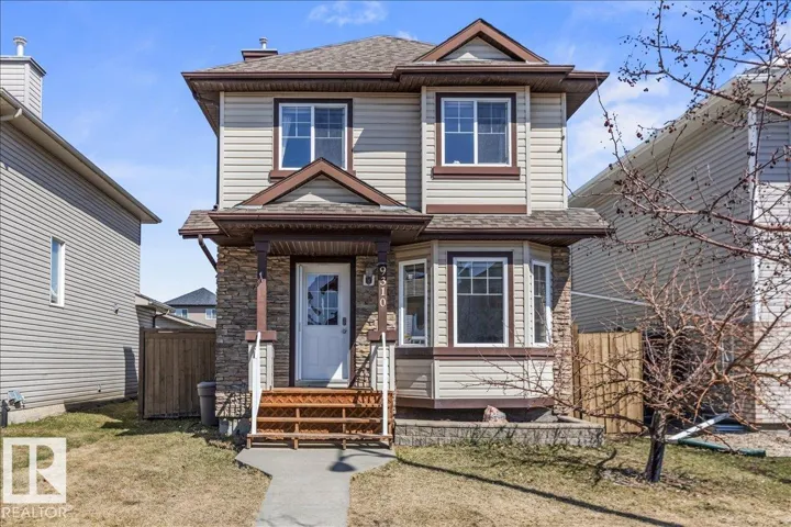 9310 SIMPSON DR NW, Edmonton, Alberta T6R0E4