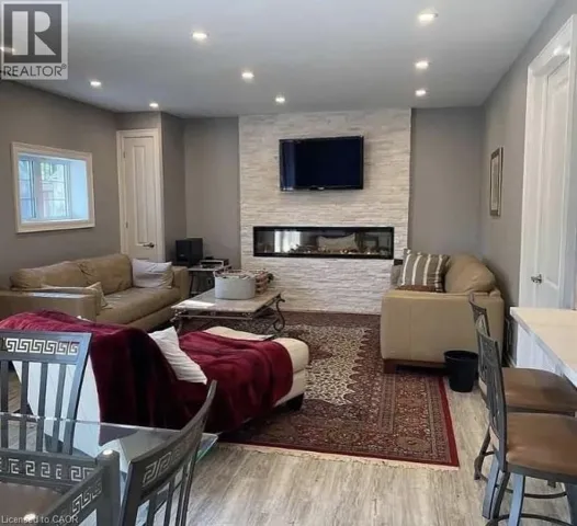 3130 HINES Drive, Oakville, Ontario L6M0Z7