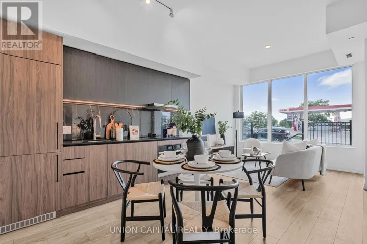 121 - 1100 SHEPPARD AVENUE W, Toronto (York University Heights), Ontario M3K0E4