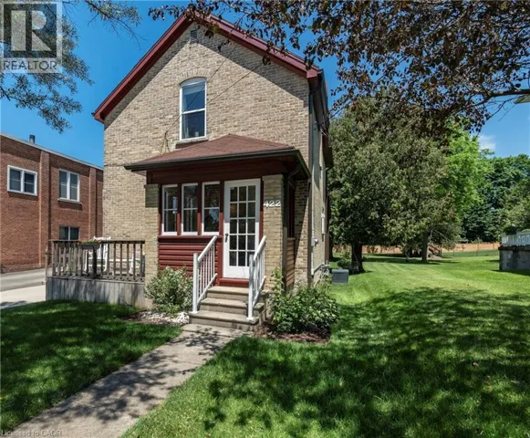 422 LAMBTON Street W, Durham, Ontario N0G1R0