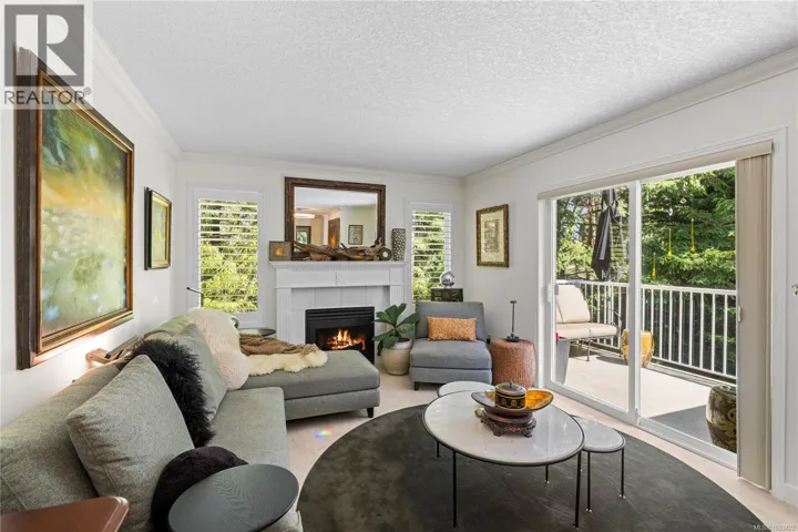 213 440 Schley Pl, Qualicum Beach, British Columbia V9K2M5