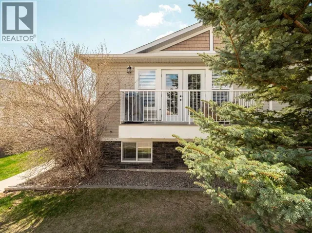 1, 16 Cougar Cove N, Lethbridge, Alberta T1H5V4