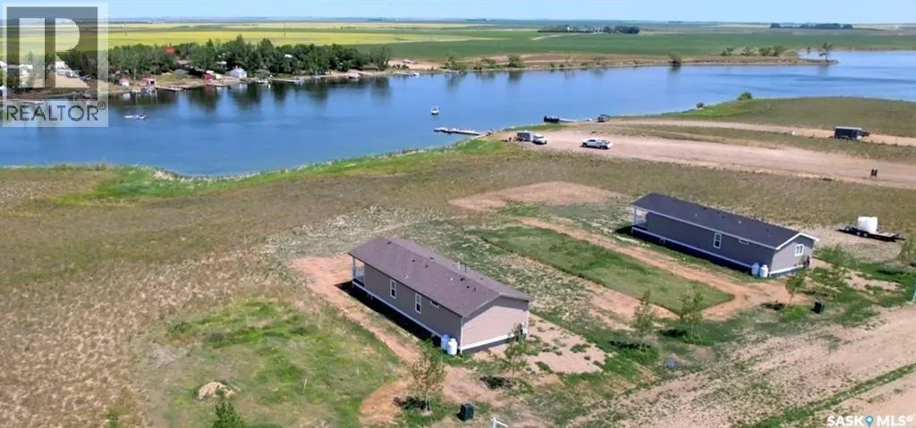 9 Lakeshore DRIVE, Gravelbourg Rm No. 104, Saskatchewan S0H1X0