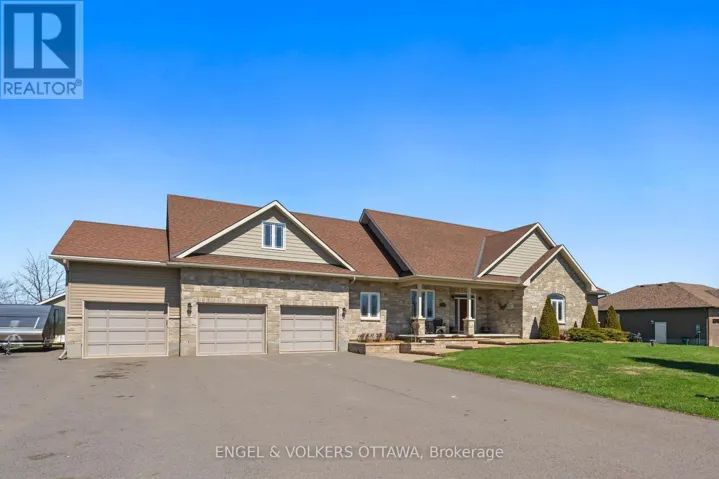 5579 LOMBARDY DRIVE, Ottawa, Ontario K0A2W0