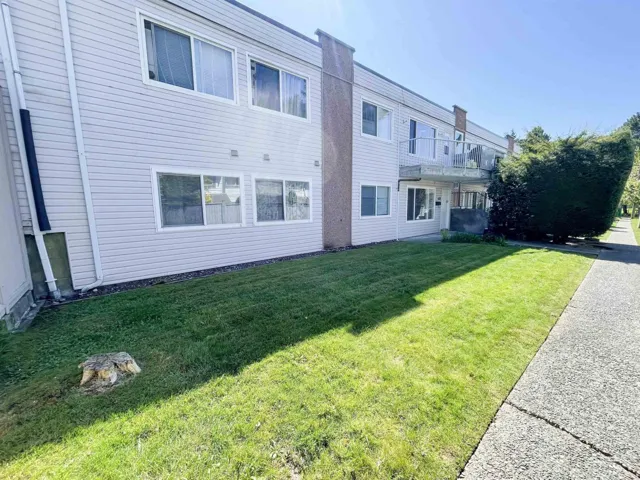 603 11901 89A AVENUE, Delta, British Columbia V4C3G8