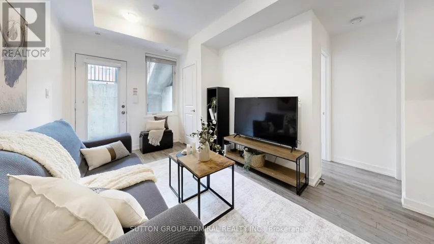 1B - 867 WILSON AVENUE, Toronto (Downsview-Roding-CFB), Ontario M3K0A4