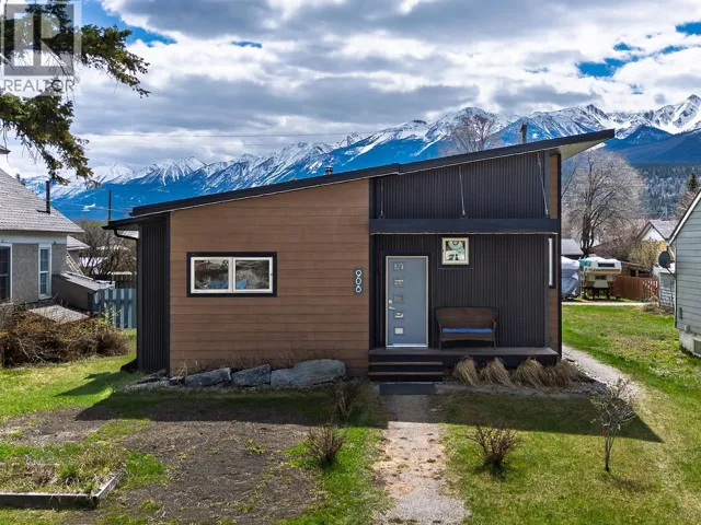 908 12th Street S, Golden, British Columbia V0A1H0