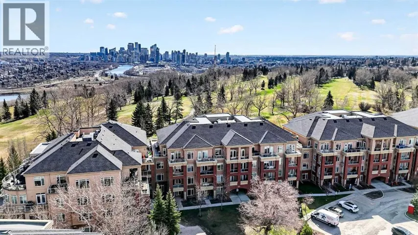 7304, 14 Hemlock Crescent SW, Calgary, Alberta T3C2Z1