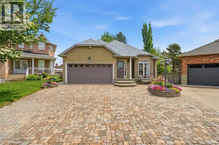 2 AMORE Boulevard, Hamilton, Ontario L9B2V3