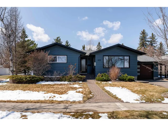 4212 52 ST, Camrose, Alberta T4V1T4