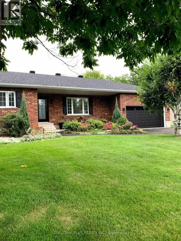 8 DAVID STREET, South Stormont, Ontario K0C1M0