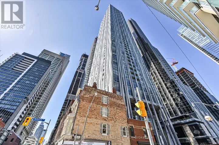 3208 - 1 YORKVILLE AVENUE, Toronto (Annex), Ontario M4W0B1