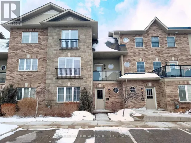 4 - 53 FERNDALE DRIVE S, Barrie (Ardagh), Ontario L4N5W9