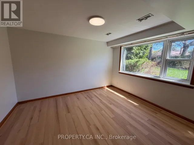 LOWER - 3 BONDHEAD PLACE, Toronto (Thistletown-Beaumonde Heights), Ontario M9V2L9