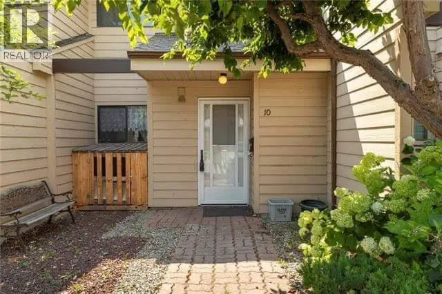 5300 25th Avenue Unit# 10, Vernon, British Columbia V1T6R4