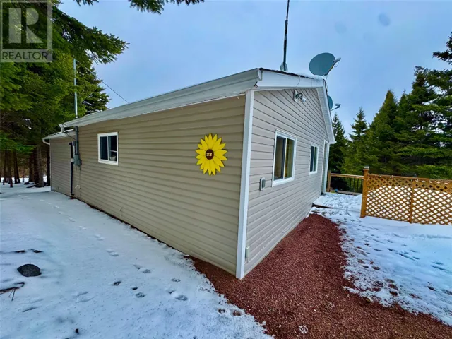 33 Burnt Arm Road, Laurenceton, Newfoundland & Labrador A0G2Z0