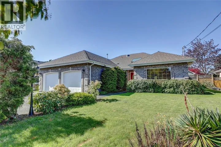 1132 Yellowbrick Rd, Parksville, British Columbia V9P2K4