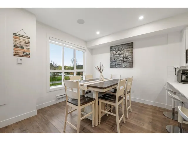 9 7177 194A STREET, Surrey, British Columbia V4N6V6