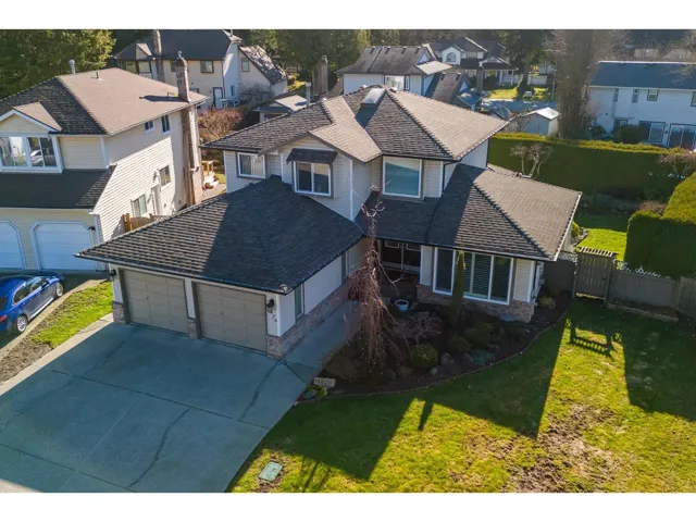 5976 SOUTHPARK GROVE, Surrey, British Columbia V3X2B9