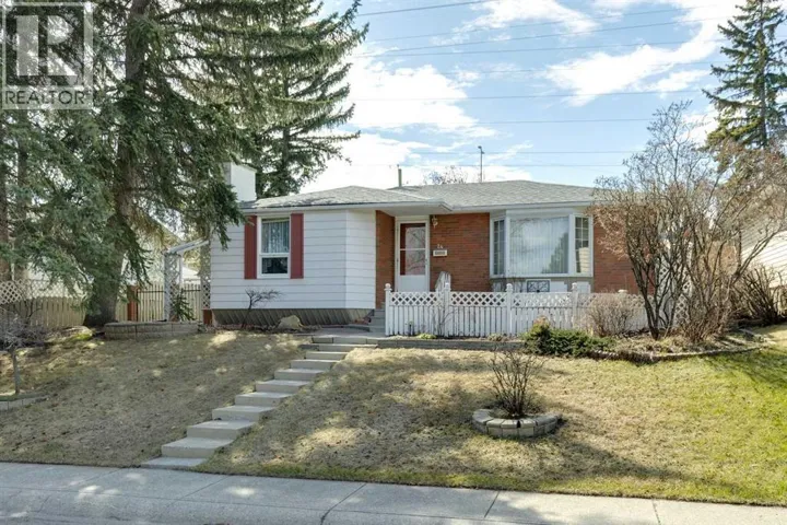 24 Westwood Crescent SW, Calgary, Alberta T3C2W6