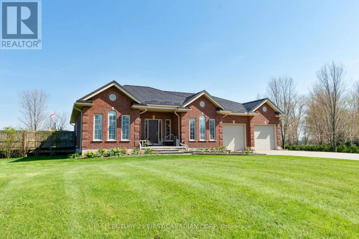 653 PETER STREET, Strathroy-Caradoc (Melbourne), Ontario N0L1T0