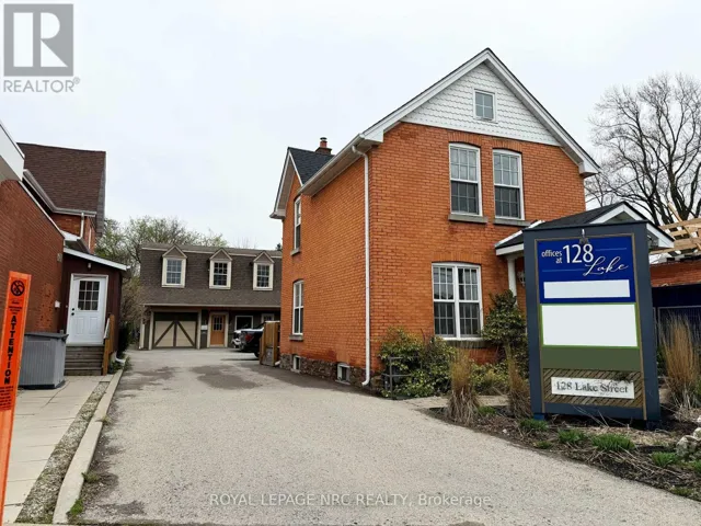 #1 - 128 LAKE STREET, St. Catharines (Downtown), Ontario L2R5Y1