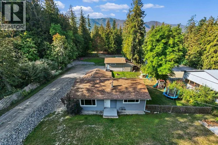 1294 Notch Hill Road, Sorrento, British Columbia V0E2W0