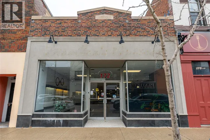172 CHRISTINA STREET, Sarnia, Ontario N7T5T9