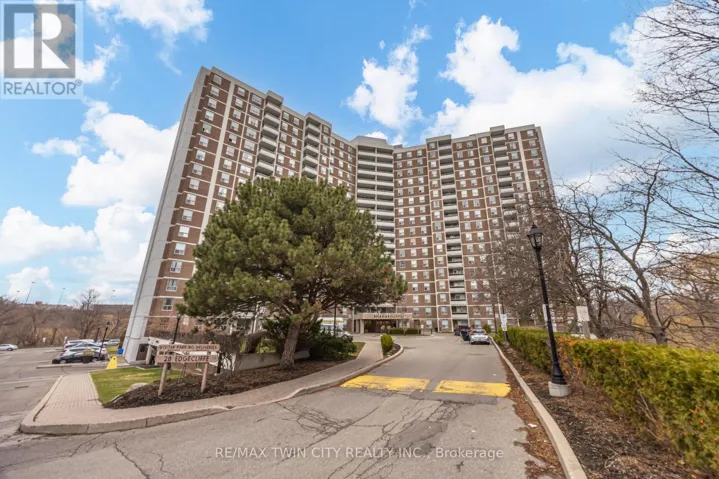 #304 - 20 EDGECLIFF GOLFWAY, Toronto (Flemingdon Park), Ontario M3C3A4