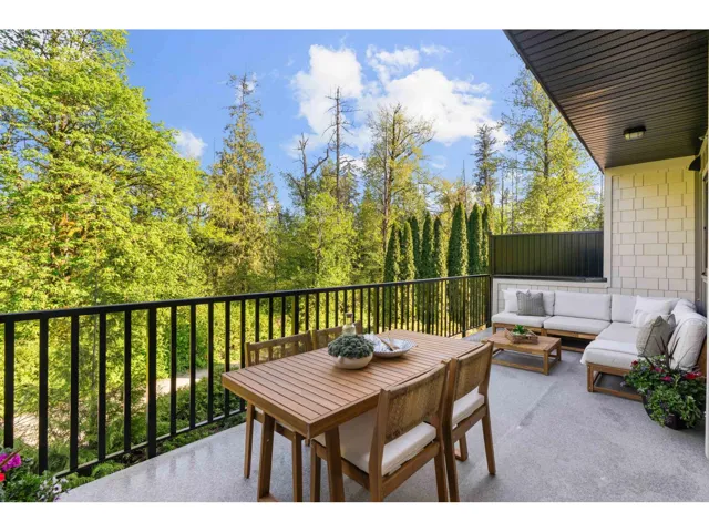 9 6828 208A STREET, Langley, British Columbia V2Y2R7