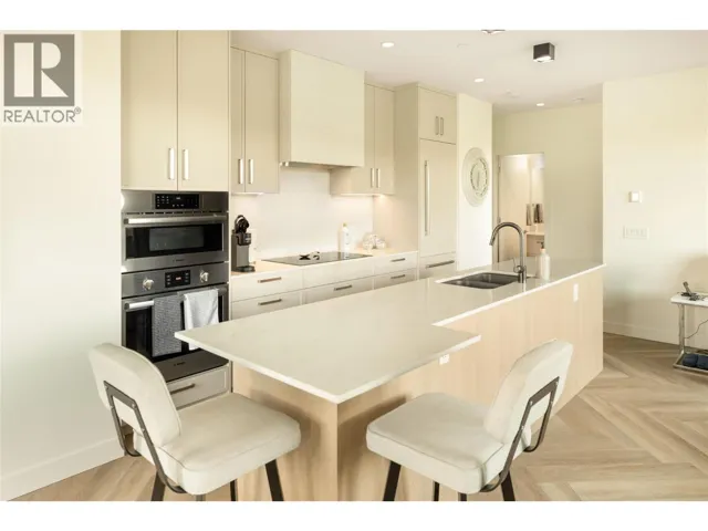 3340 Lakeshore Road Unit# 411, Kelowna, British Columbia V1W0H6