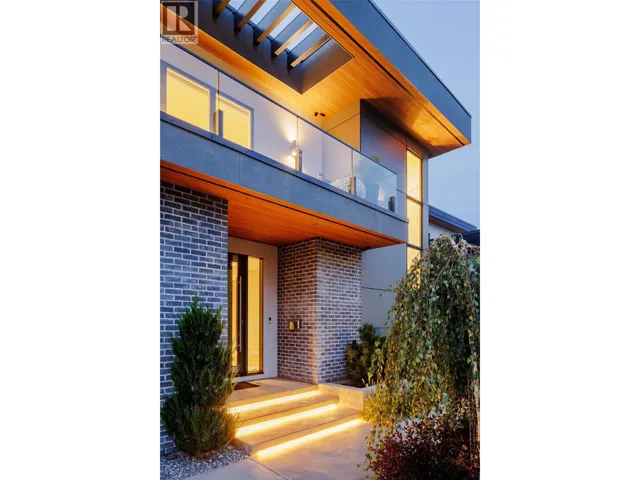 140 Oliver Place, Penticton, British Columbia V2A0H1