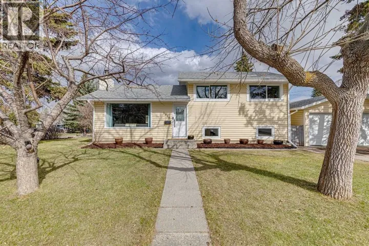 4819 30 Avenue SW, Calgary, Alberta T3E0V3