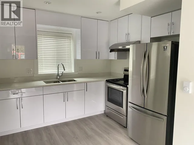 3551 W 17TH AVENUE, Vancouver, British Columbia V6S0J3