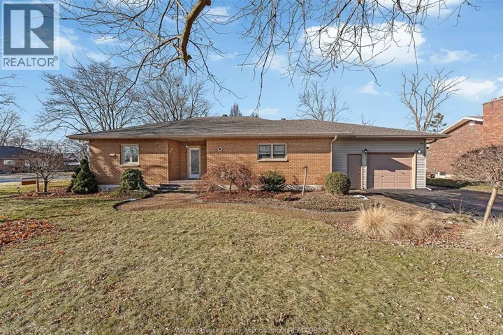 4 ELMWOOD, Tilbury, Ontario N0P2L0