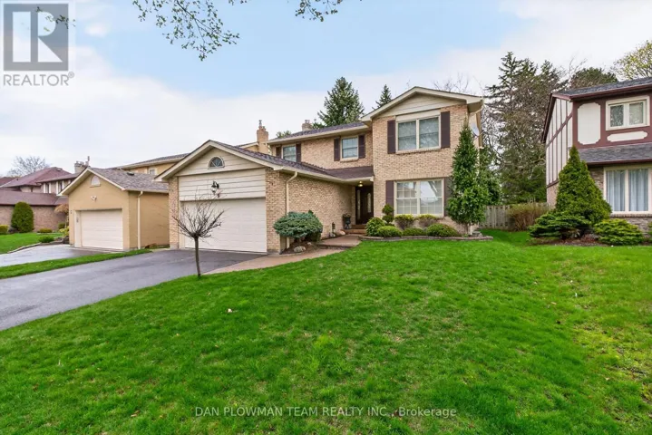 9 JUBILEE COURT, Whitby (Blue Grass Meadows), Ontario L1N6R3