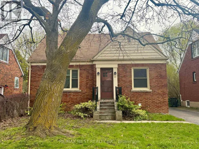 21 PLAXTON DRIVE, Toronto (O'Connor-Parkview), Ontario M4B2P6