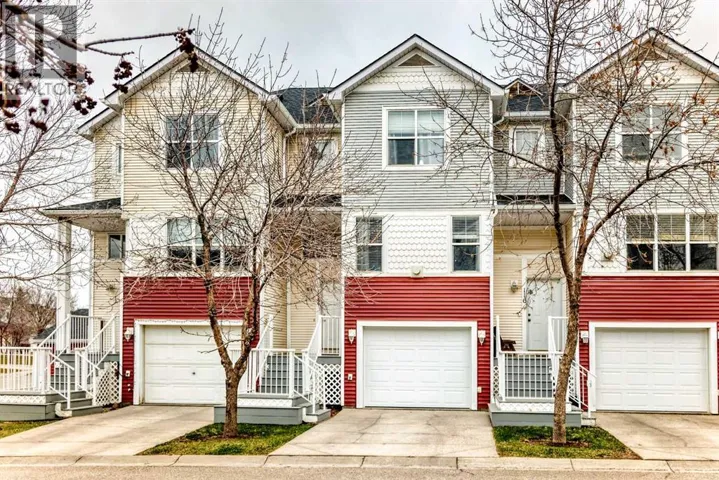 112 Country Village Cape NE, Calgary, Alberta T3K5J7