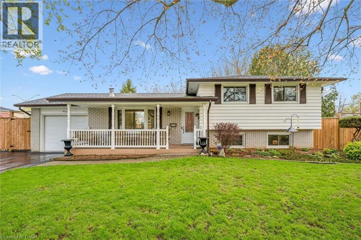 574 SPRUCEHILL Avenue, Waterloo, Ontario N2L4V9