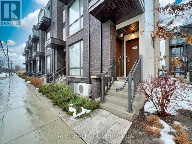 35 - 26 FIELDWAY ROAD, Toronto (Islington-City Centre West), Ontario M8Z0E3