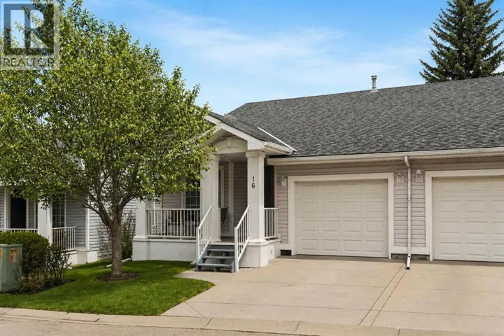 16 Douglasview Park SE, Calgary, Alberta T2Z2R9
