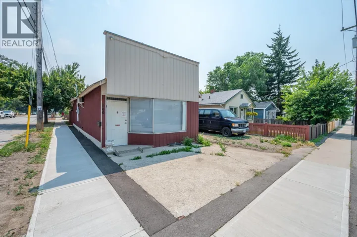 600 WADE Avenue W, Penticton, British Columbia V2A1V7