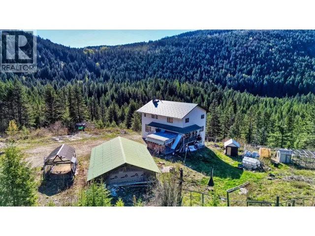 6050 Athelston-Hartford Road, Grand Forks, British Columbia V0H1H5