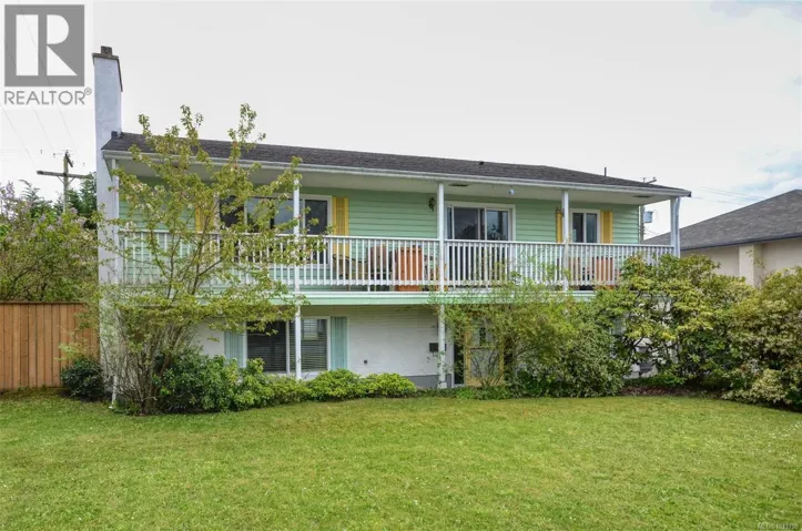 1809 Laval Ave, Saanich, British Columbia V8N1M9