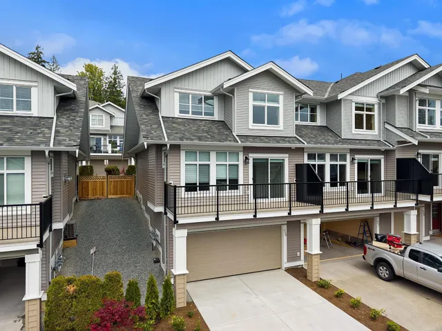 56 20449 66 AVENUE, Langley, British Columbia V2Y3C1